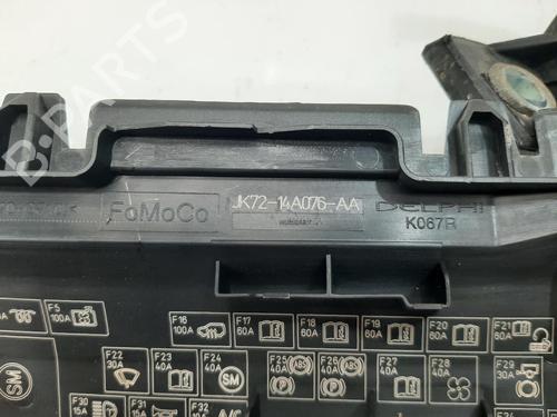 Fuse box LAND ROVER RANGE ROVER EVOQUE (L551) 2.0 D180 MHEV 4x4 | BP39413385E1 - Image 2