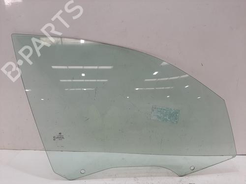 Used Front right door window Front right door window 30896778 30896778
