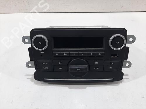 Used Radio DACIA DUSTER (HS_) 1.5 dCi (109 hp) 31596703