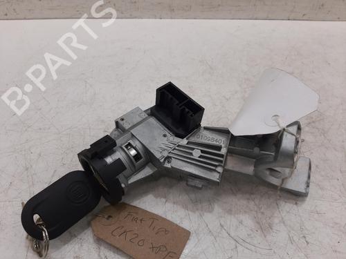 Used Ignition barrel Ignition barrel FIAT TIPO Hatchback (356_, 357_) 1.4 (356HXA1B, 357) (95 hp) 33212442 33212442