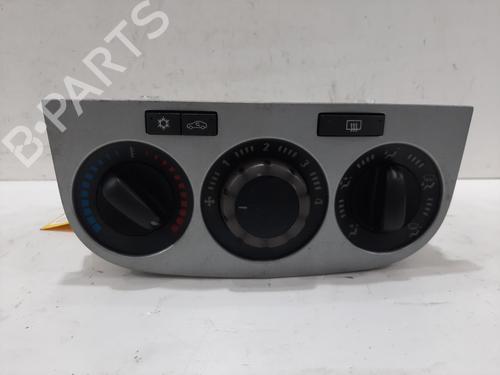 Commande Chauffage VAUXHALL CORSA Mk III (D) (S07) 1.4 (L08) (101 hp) 30286037