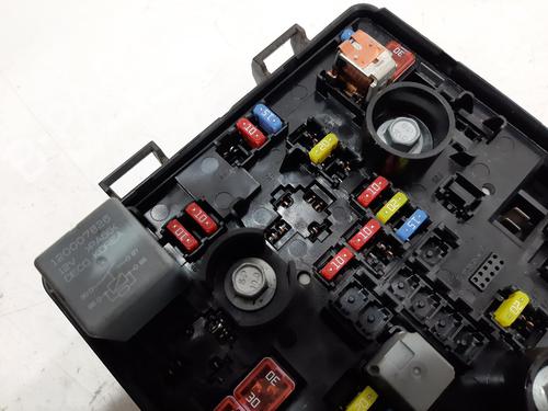 Fuse box VAUXHALL ADAM (M13) 1.2 | BP31977981E1 