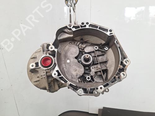 Used Gearbox VAUXHALL CORSA Mk IV (E) (X15) 1.4 (101 hp) 29471924