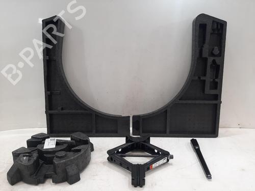 Roue de secours kit Roue de secours kit FORD KUGA II (DM2) 2.0 TDCi 4x4 (180 hp) 35922757 35922757