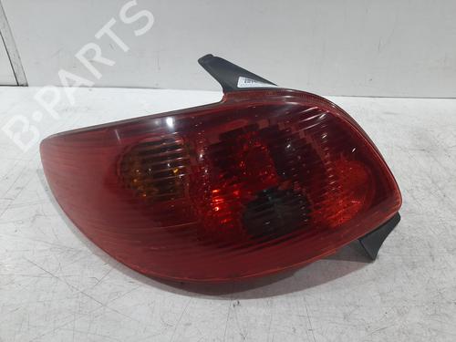 Used Left taillight Left taillight PEUGEOT 206 Hatchback (2A/C) 1.4 i (75 hp) 34733808 34733808