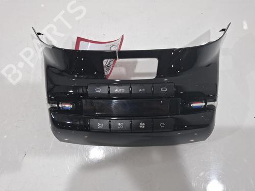 AC-Styringsenhed/Manøvreenhed AC-Styringsenhed/Manøvreenhed PEUGEOT 208 I (CA_, CC_) 1.2 VTI 82 (82 hp) 39707738 39707738