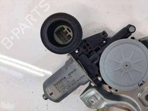 Front left window mechanism TOYOTA YARIS (_P9_) 1.33 VVT-i (NSP90_, NSP90R) | BP28038435C22 
