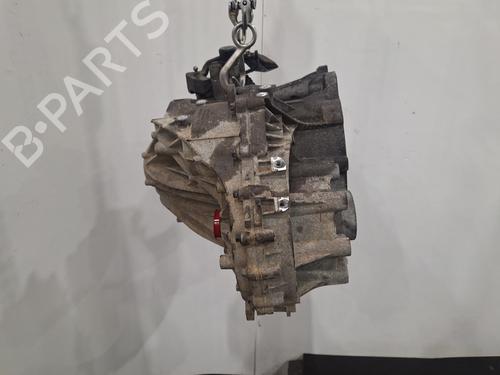 Gearbox VOLVO V40 Hatchback (525) T2 | BP31650213M3 