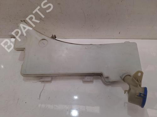 Used Windscreen washer tank PEUGEOT 3008 II SUV (MC_, MR_, MJ_, M4_) 1.5 BlueHDi 130 (131 hp) 26870744