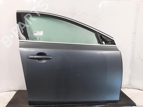 Used Right front door VOLVO V40 Hatchback (525) D2 (120 hp) 28507682