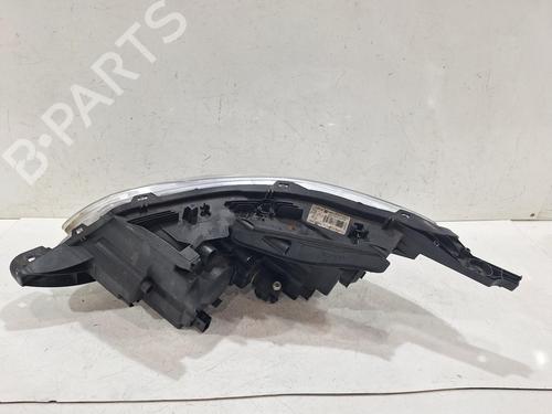 Right headlight PEUGEOT 2008 I (CU_) 1.2 VTi | BP31846817C29