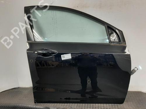 Used Right front door Right front door 38949042 38949042