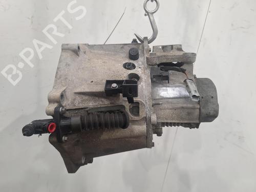 Gearbox CITROËN C3 III (SX) 1.2 THP 110 (SXHNPS, SXHNZT, SXHNZ6) | BP32214962M3