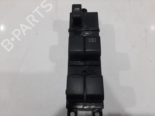Used Switch NISSAN QASHQAI I (J10, NJ10) 1.6 (114 hp) 29267072