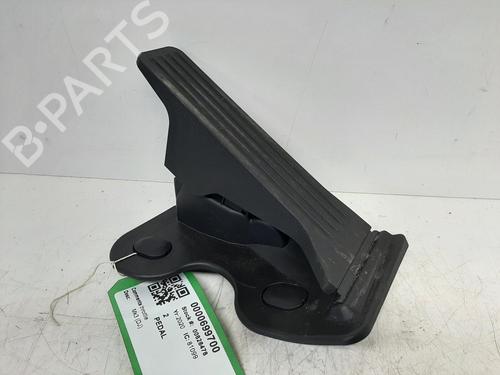 Używane Pedał MAZDA 2 Hatchback (DL, DJ) 1.5 SKYACTIV-G (90 hp) 31305066