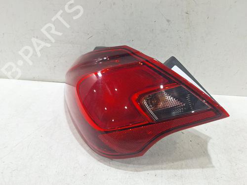 Feu arrière gauche VAUXHALL CORSA Mk IV (E) (X15) 1.4 (75 hp) 32357615