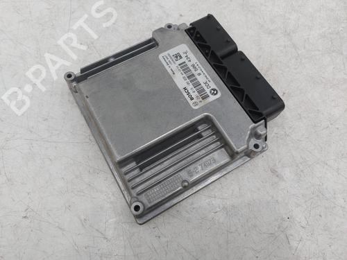 Used Control unit BMW 1 Coupe (E82) 118 d (143 hp) 26817154