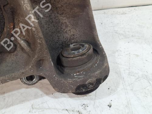 Left rear steering knuckle LAND ROVER RANGE ROVER IV (L405) 3.0 SDV6 Hybrid 4x4 | BP29922355M27 