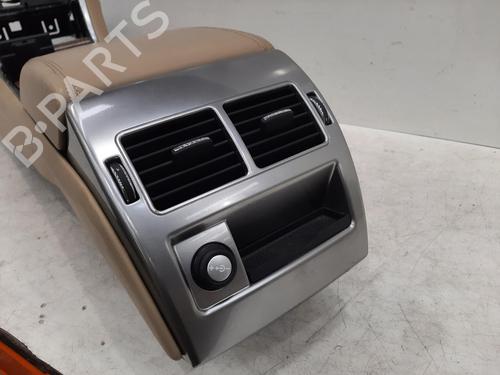 Middle console JAGUAR XF I (X250) 2.2 D | BP26839311I22 