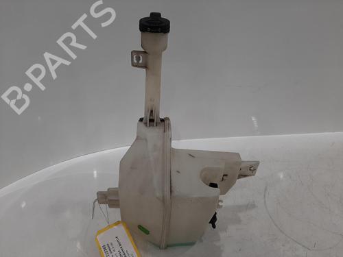Used Windscreen washer tank VAUXHALL CORSA Mk IV (E) (X15) 1.2 (69 hp) 26766145
