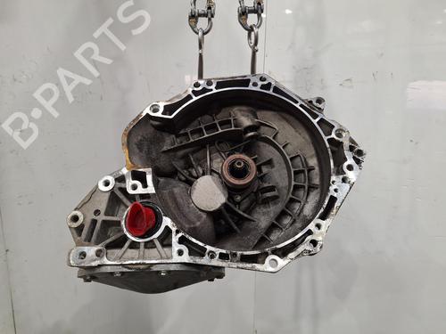 Getriebe für VAUXHALL CORSA Mk IV (E) (X15) 1.2 (69 hp) 32851824