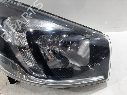 Right headlight VAUXHALL VIVARO B Van (X82) 1.6 CDTi | BP26863522C29 