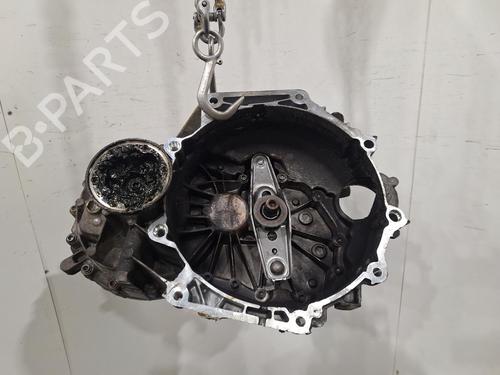 Używane Skrzynia biegów Skrzynia biegów VW GOLF VII (5G1, BQ1, BE1, BE2) 1.4 TSI (125 hp) 37267076 37267076