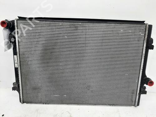 Used Water radiator Water radiator 26852434 26852434