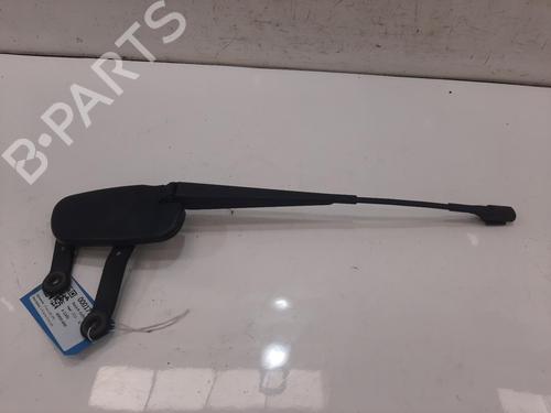 Used Front windshield wiper arm Front windshield wiper arm 37593162 37593162