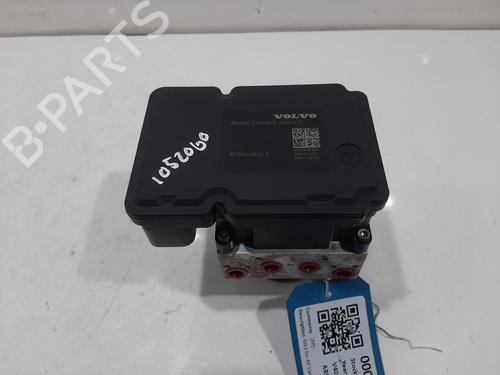 Used ABS pump ABS pump VOLVO V40 Hatchback (525) T2 (122 hp) 36403736 36403736