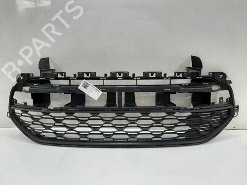 grille-citroen-c4-picasso-ii-2013-33317887 main image