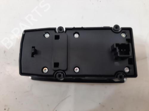 Right front window switch MERCEDES-BENZ SLK (R172) 200 (172.448) | BP38003529I26 - Image 3