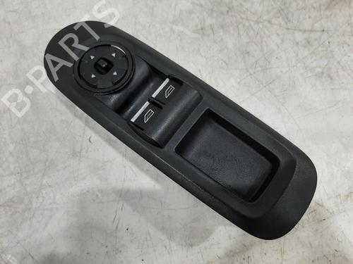 Used Right front window switch Right front window switch 26872652 26872652