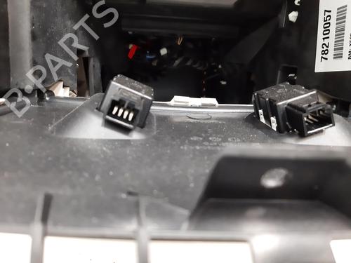 Middle console JAGUAR I-PACE (X590) EV400 AWD | BP30141769I22