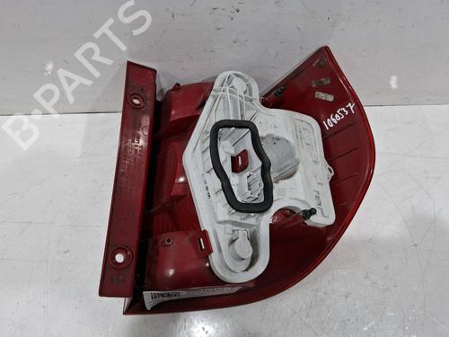 Left taillight SKODA YETI (5L) 2.0 TDI | BP38970068C34 - Image 4