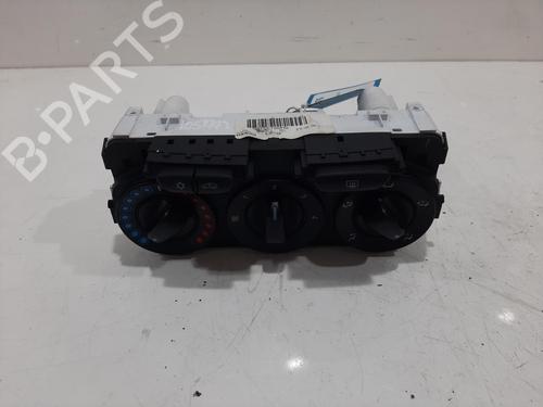 Used Climate control Climate control VAUXHALL CORSA Mk IV (E) (X15) 1.4 (90 hp) 36290324 36290324