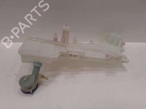 Windscreen washer tank PEUGEOT 3008 II SUV (MC_, MR_, MJ_, M4_) 1.5 BlueHDi 130 | BP27630612C113 