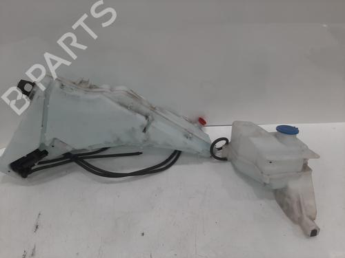 Used Windscreen washer tank LAND ROVER RANGE ROVER IV (L405) 4.4 SDV8 4x4 (340 hp) 26816823