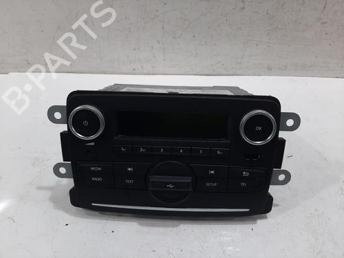 radio-dacia-sandero-ii-2012-33242369 main image