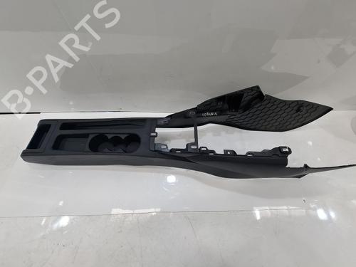 middle-console-audi-a1-sportback-gba-2018-40544272 main image