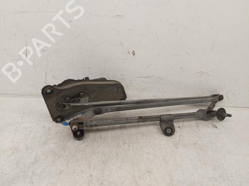 Used Front wiper motor RENAULT LAGUNA II Grandtour (KG0/1_) 2.0 dCi (KG1T) (150 hp) 26748797