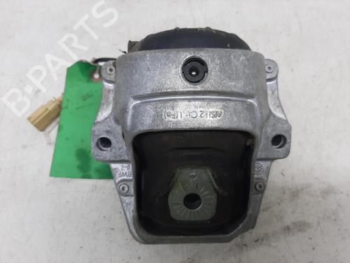 Used Engine mount PORSCHE MACAN (95B) 2.9 Turbo AWD (95BCI1) (440 hp) 29266323