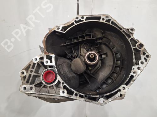 Used Gearbox VAUXHALL CORSA Mk IV (E) (X15) 1.4 (90 hp) 30560019