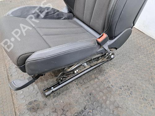 Andre AUDI A4 B9 Avant (8W5, 8WD) 2.0 TDI | BP31088802O1