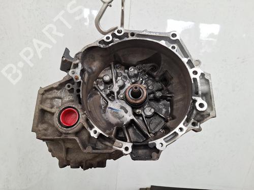 Used Gearbox TOYOTA YARIS (_P13_) 1.3 (NSP130_, NSP130) (99 hp) 28379635