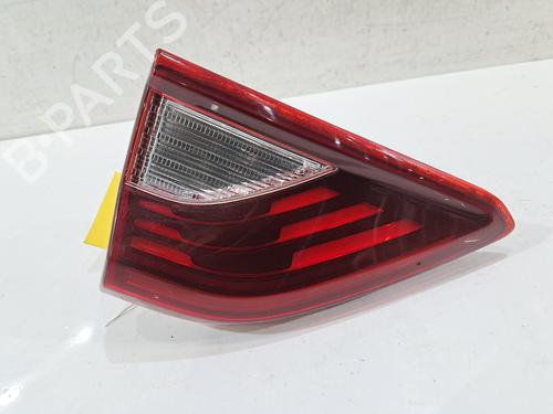 left-taillight-kia-stonic-yb-2017-33700072 main image