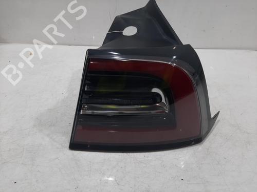 Used Right taillight Right taillight TESLA MODEL 3 (5YJ3) EV (261 hp) 34733745 34733745