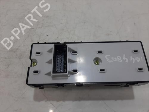 Right front window switch KIA STONIC (YB) 1.0 T-GDi | BP33180010I26 - Image 4