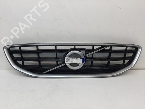 Used Grille VOLVO V40 Hatchback (525) D2 (120 hp) 28617338