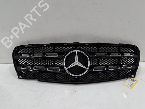 Used Grille MERCEDES-BENZ GLA-CLASS (X156) GLA 180 (156.942) (122 hp) 31240285